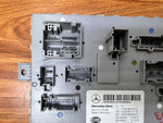 Bild in die Galerieansicht laden, 2014-2020 Mercedes-Benz C200 Rear SAM Body Control Module A2059008304 W205 OEM
