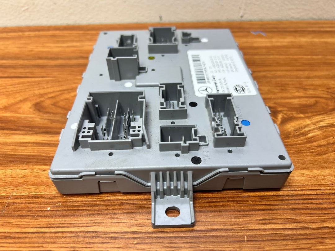 Mercedes-Benz Rear SAM Control Module A2059002019 C-Class W205 GLC W253 OEM