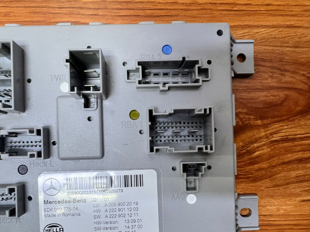 Mercedes-Benz Rear SAM Control Module A2059002019 C-Class W205 GLC W253 OEM