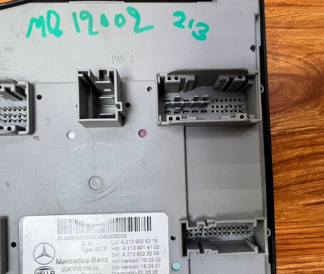 2017-2018 Mercedes-Benz E300 E400 Control Unit A2139005215 W213 E-Class OEM