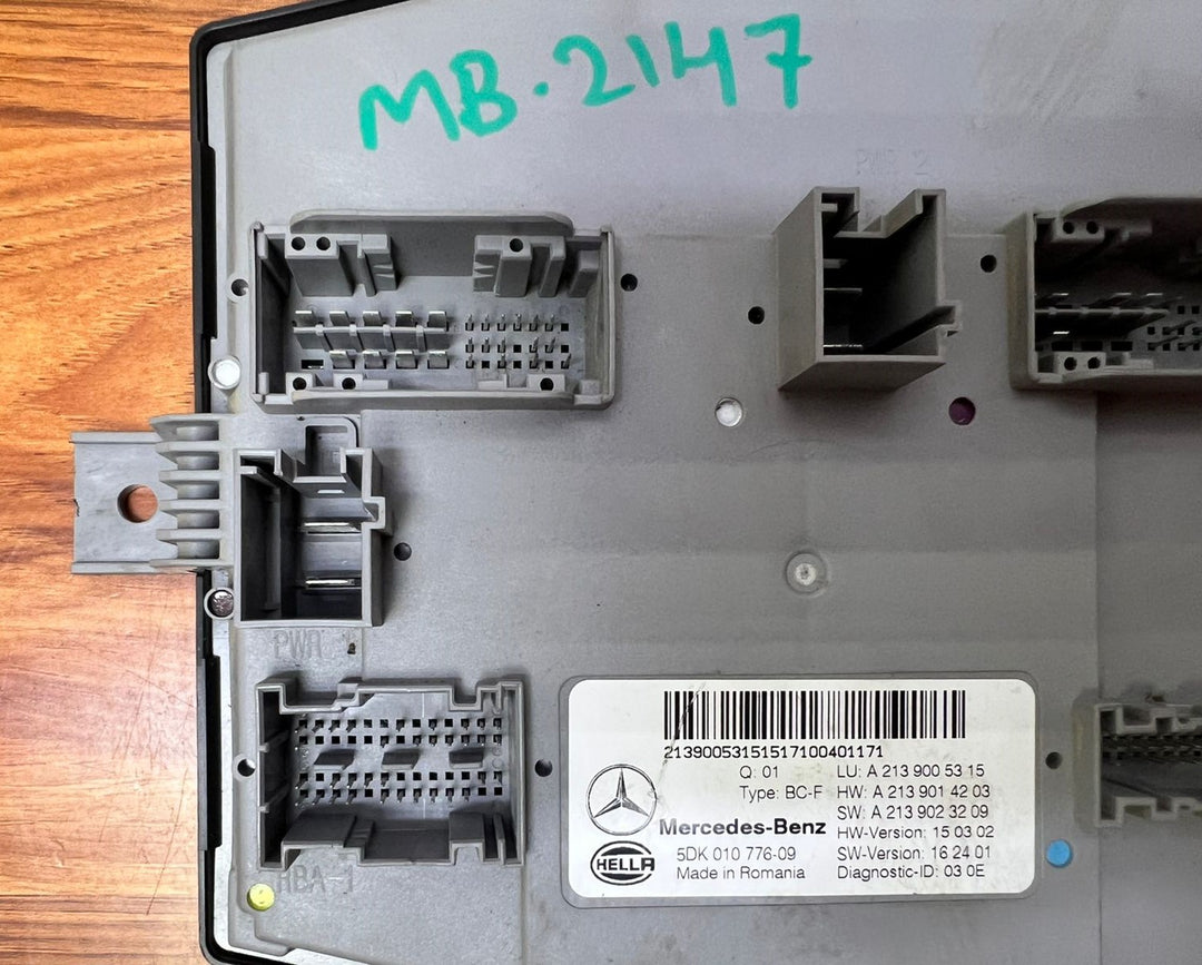Mercedes-Benz Front SAM Body Control Unit A2139005315 E-Class W213 C238 OEM