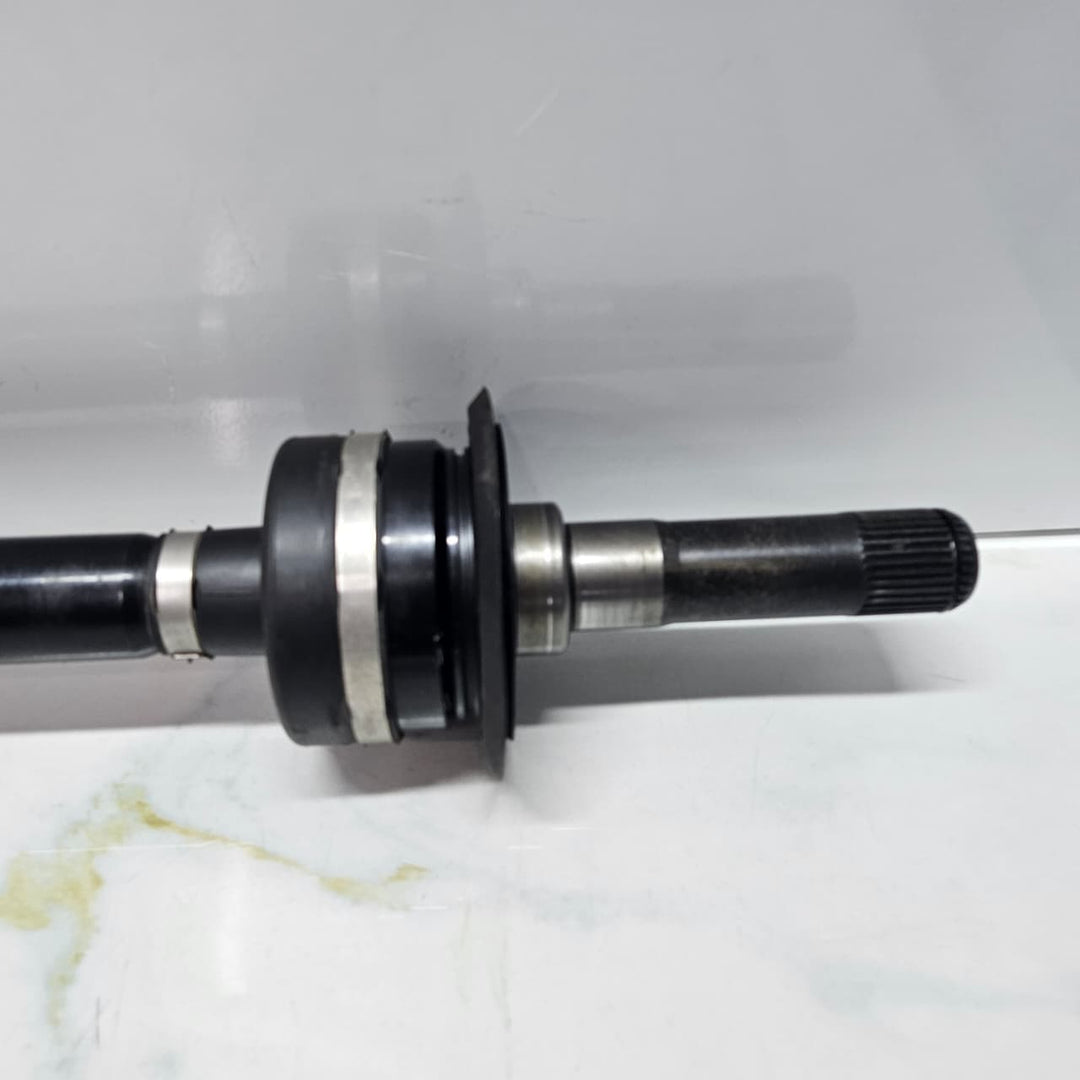 2021-2024 BMW M3 M4 G80 G82 G83 Rear Right Axle Shaft 8089856 LOW MILEAGE
