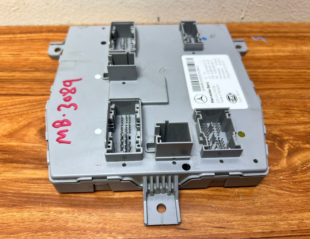 Mercedes-Benz S-Class Front Comfort Body Control Module A2229005112 W222 OEM