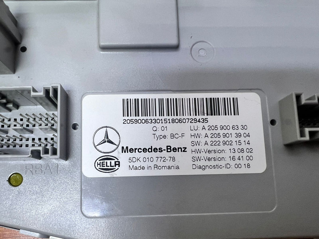 Mercedes-Benz Front SAM Body Control Module A2059006330 C-Class W205 OEM