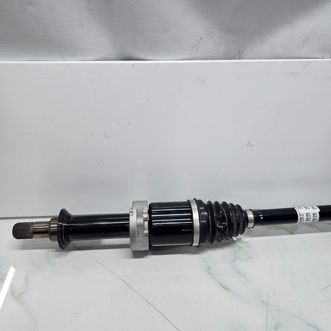 2022-2025 BMW I4 G26 Front Right Axle Shaft Assembly 5A25C58