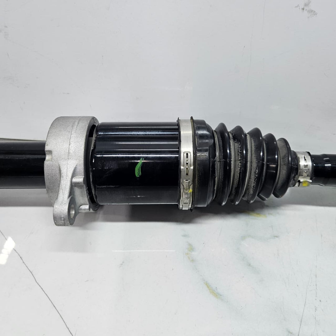 2022-2025 BMW I4 G26 Front Right Axle Shaft Assembly 5A25C58