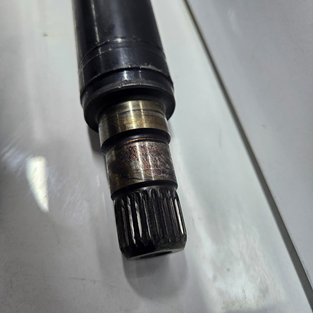 2014-2019 BMW i8 Rear Right Driveshaft 8611320