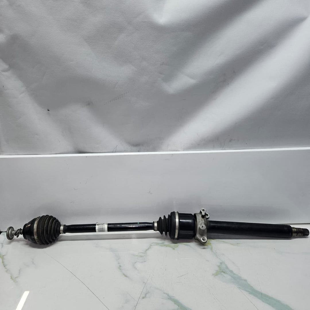 2014-2019 BMW i8 Rear Right Driveshaft 8611320