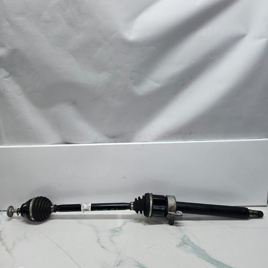 2014-2019 BMW i8 Rear Right Driveshaft 8611320