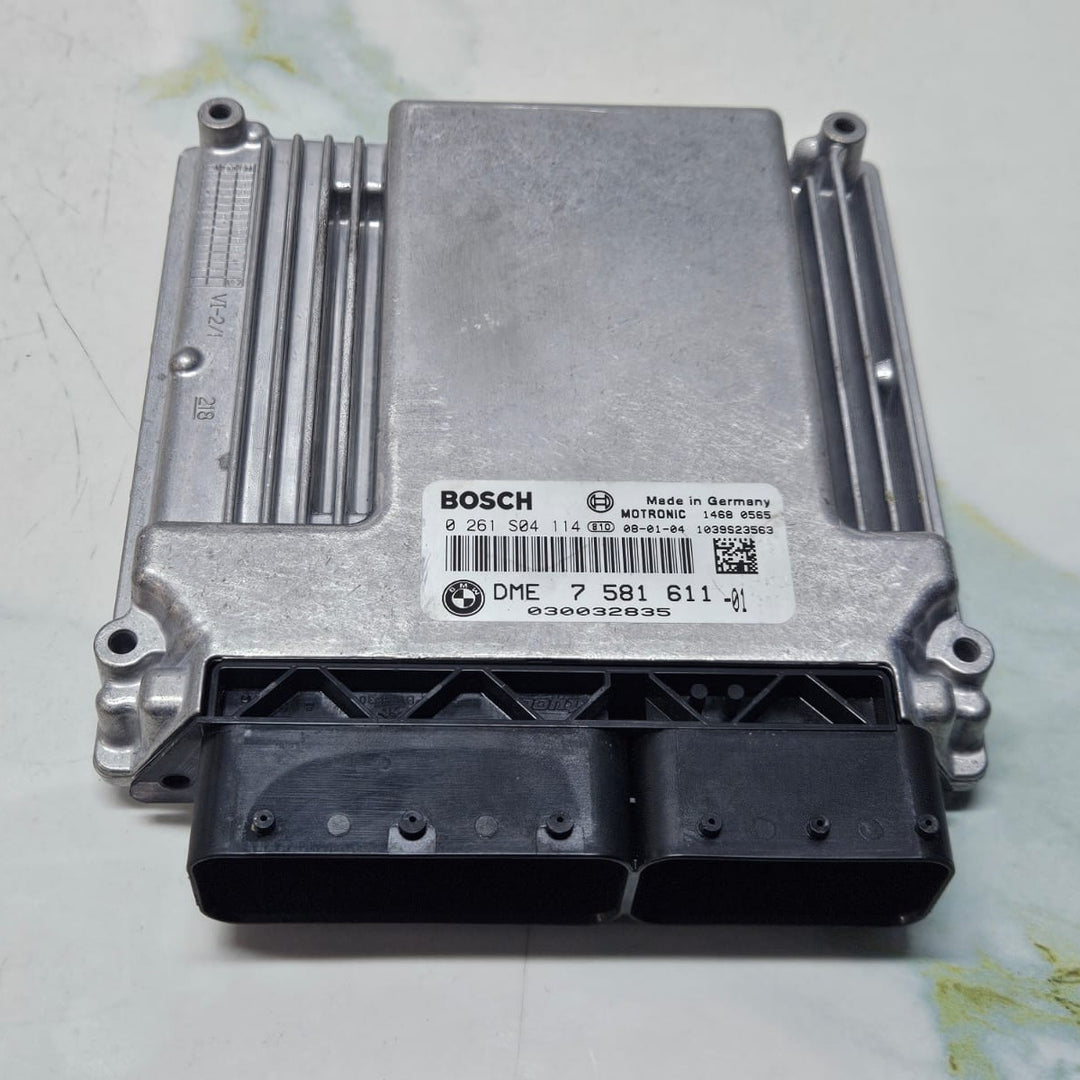 BMW E90 E60 320i N46N Engine Control Unit DME ECU SET 7581611 OEM USED