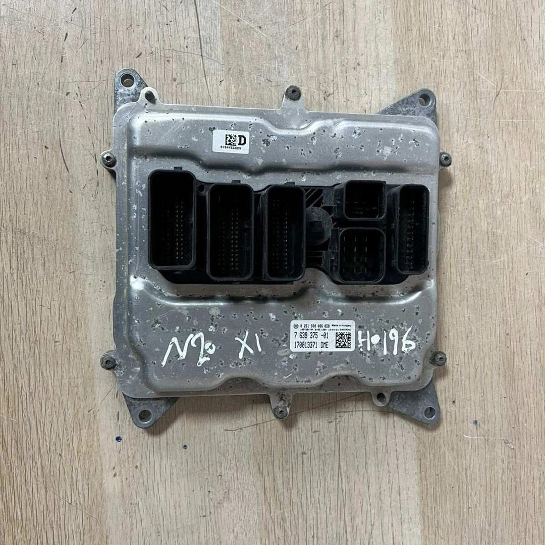 2010–2015 BMW X1 E84 N20 2.0 Turbo Engine Control Unit ECU Set (7639375) – OEM