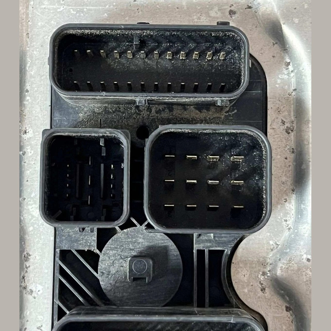 2010–2015 BMW X1 E84 N20 2.0 Turbo Engine Control Unit ECU Set (7639375) – OEM