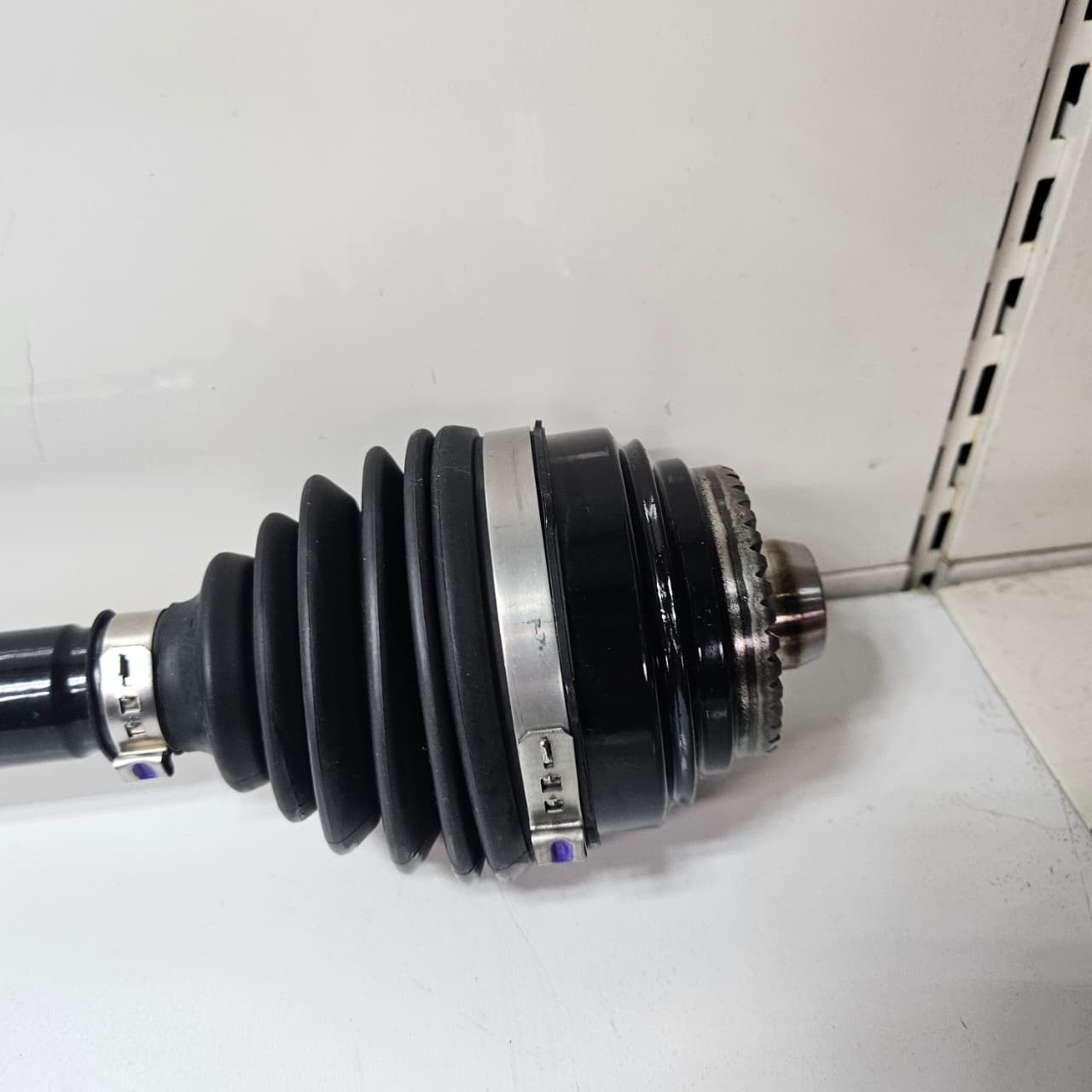 BMW G30 G31 G11 G12 Front Axle Shaft Front AT 8639520 02 NEW