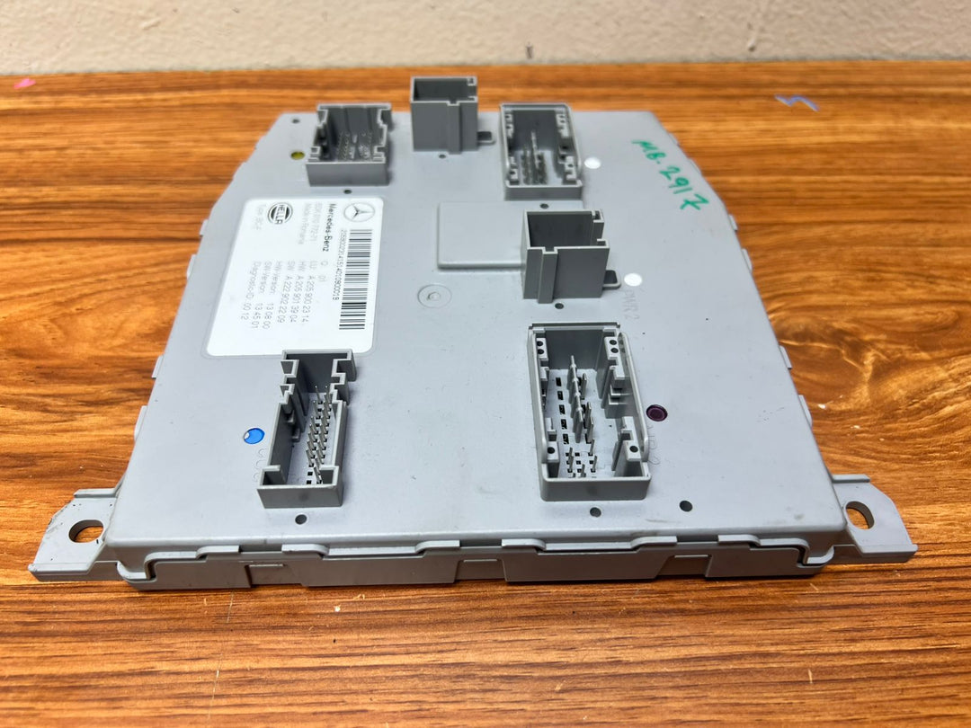 2014-2015 Mercedes-Benz C200 Front SAM Body Control Unit A2059002314 W205 OEM