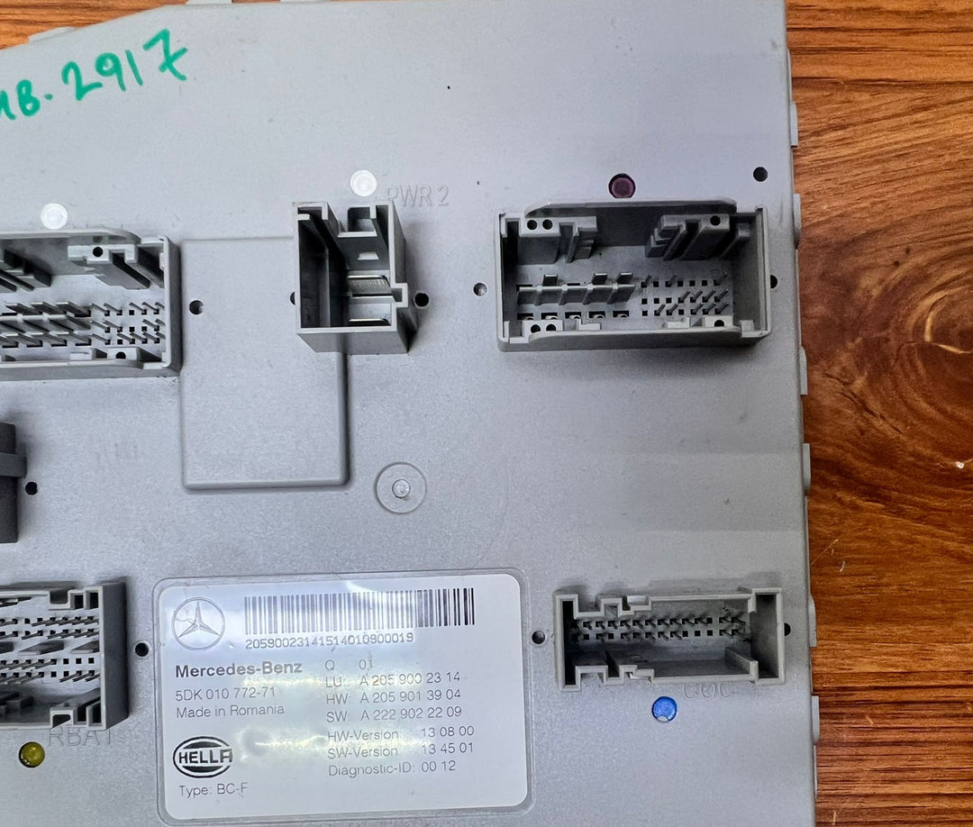 2014-2015 Mercedes-Benz C200 Front SAM Body Control Unit A2059002314 W205 OEM