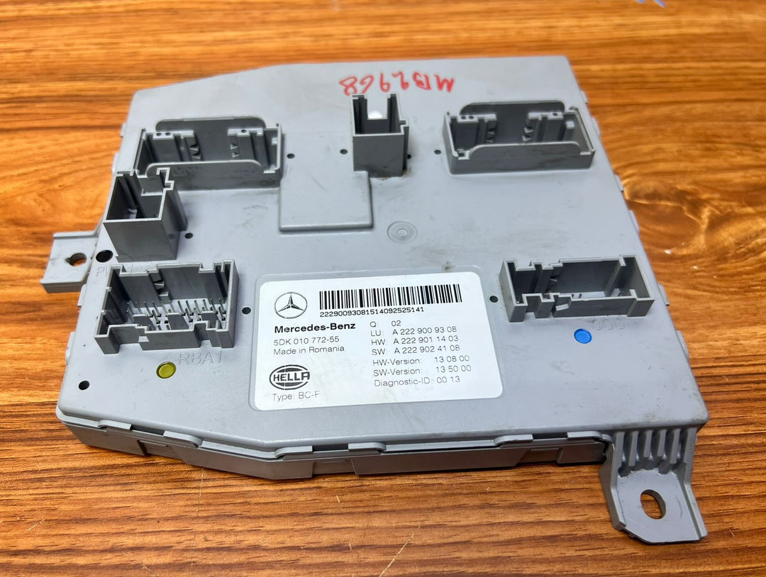 2014-2015 Mercedes-Benz C200 Front SAM Body Control Module A2059002314 W205 OEM