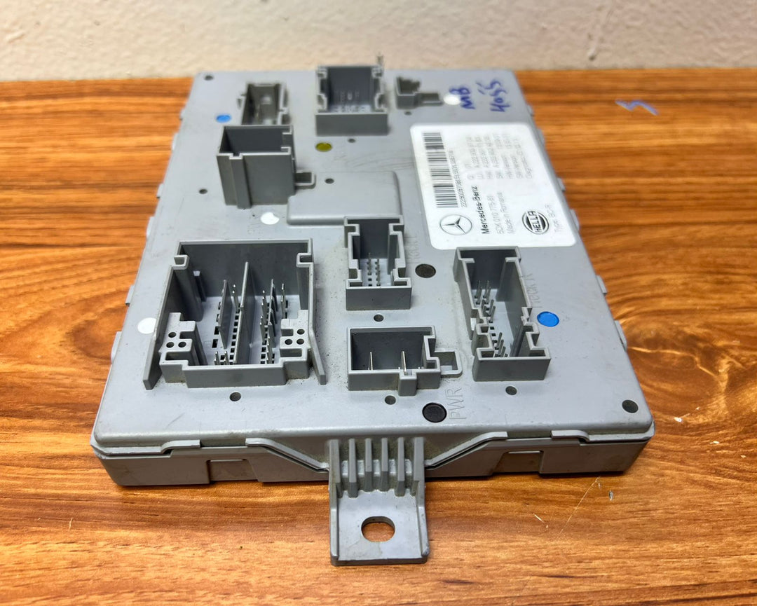 2015 Mercedes-Benz C300 Rear SAM Control Unit A2229009708 C-Class W205 OEM