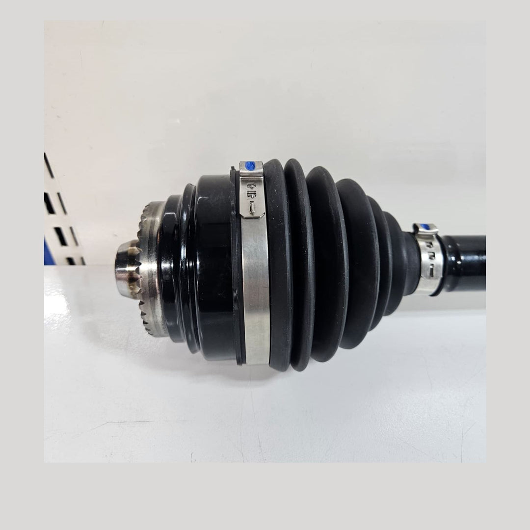 2017-2020 BMW G30 G31 xDrive 530i Front Right Driveshaft 8664676 NEW