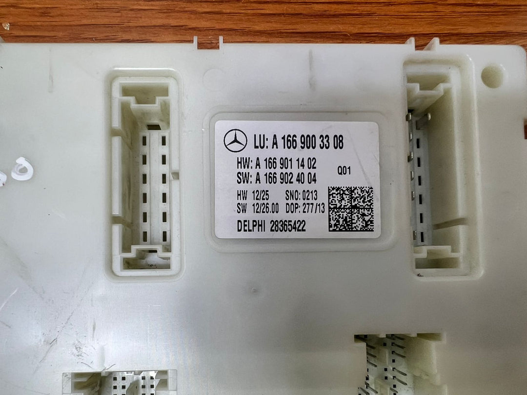 Mercedes-Benz Rear SAM Control Unit A1669003308 W166 ML350 GL450 OEM