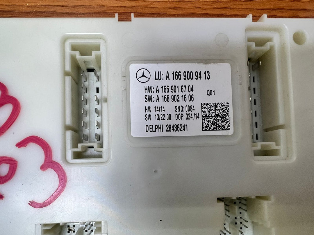 2013-2016 Mercedes-Benz GL550 Rear SAM Module A1669009413 GL-Class X166 OEM