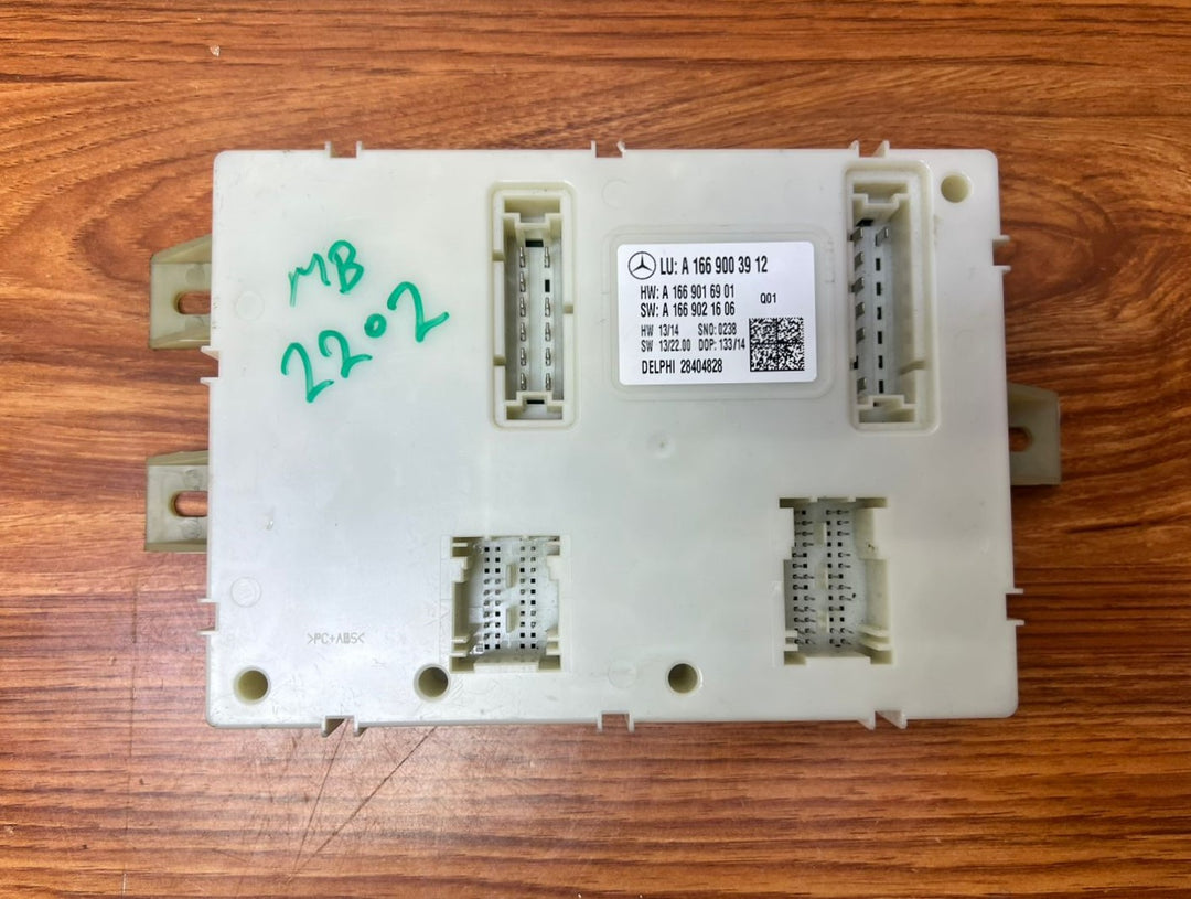 2014-2016 Mercedes-Benz GL450 Rear SAM Control Module A1669003912 X166 GL500 GL550 OEM