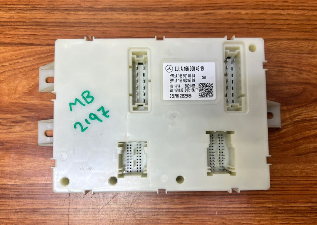 2018 Mercedes-Benz GLS450 SAM Signal Activation Control Module A1669004619 GLE OEM