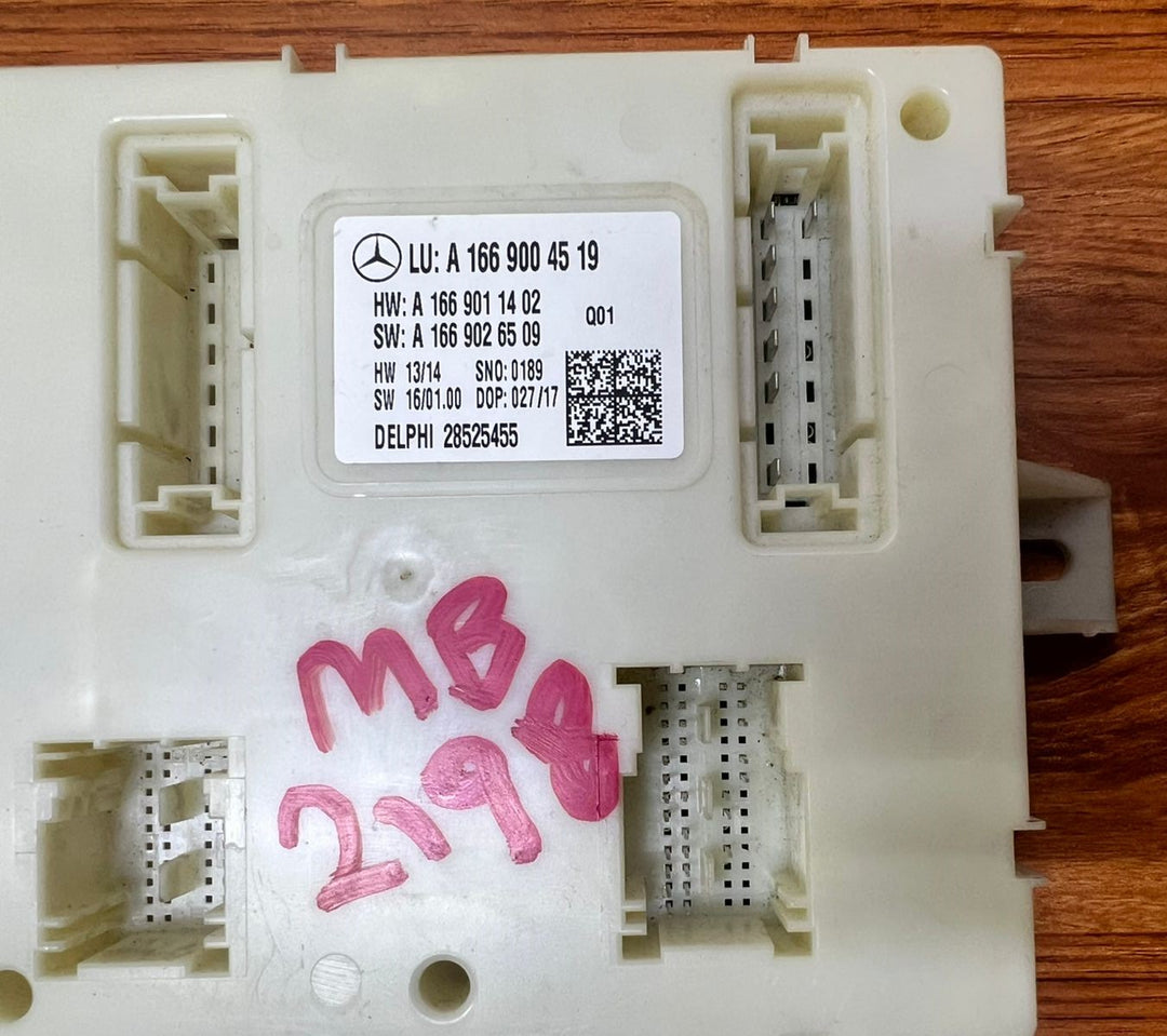 Mercedes-Benz GLE ML GL Rear SAM Signal Activation Control Module A1669004519 W166 X166 OEM
