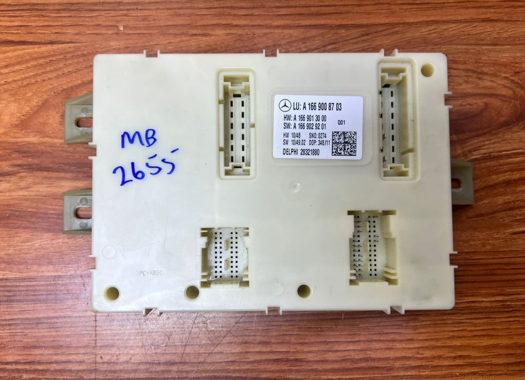 2012-2015 Mercedes-Benz ML350 SAM Signal Acquisition Actuation Module A1669008703 W166 OEM