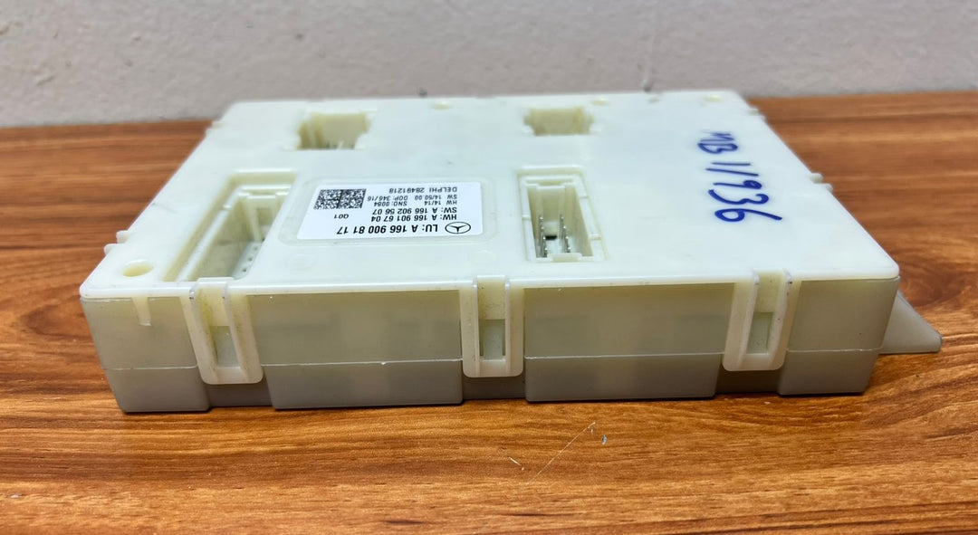 2013-2016 Mercedes-Benz GL350 Rear SAM Signal Activation Control Module A1669008117 W166 X166 OEM