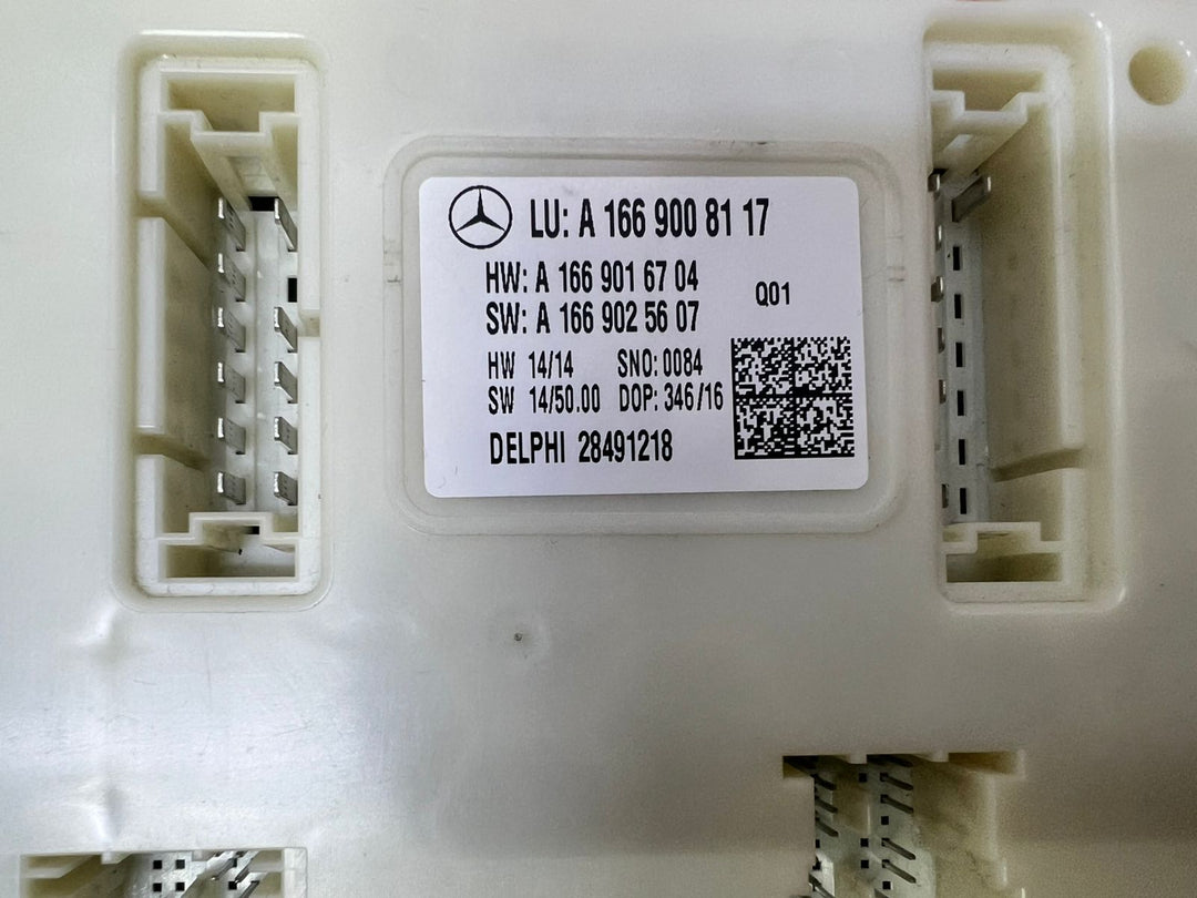 2013-2016 Mercedes-Benz GL350 Rear SAM Signal Activation Control Module A1669008117 W166 X166 OEM