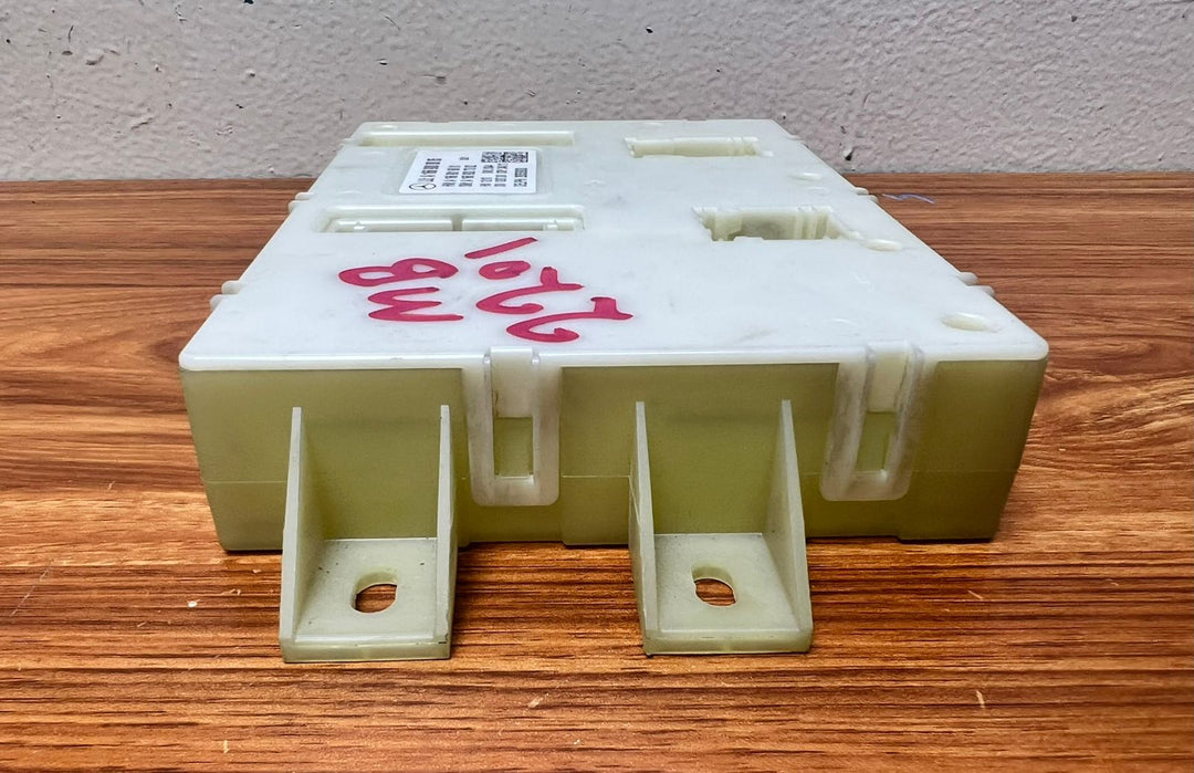 2013-2014 Mercedes-Benz ML350 SAM Signal Acquisition Actuation Module A1669000805 W166 OEM