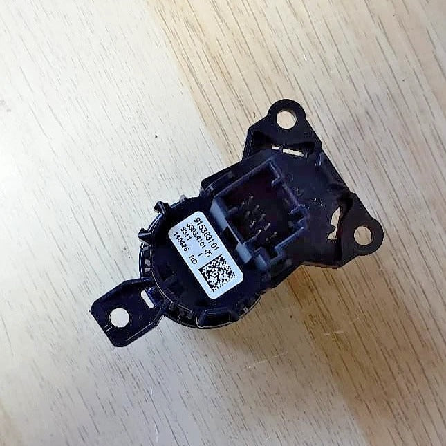 BMW F10 520i LCI N20 Engine Control Unit DME ECU Kit With Key (8639595) – OEM