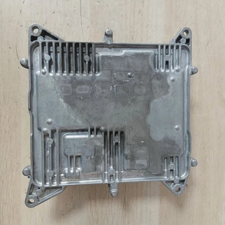 BMW F10 528i N20 Engine Control Unit DME ECU Set With Key (8631725) – OEM 2014