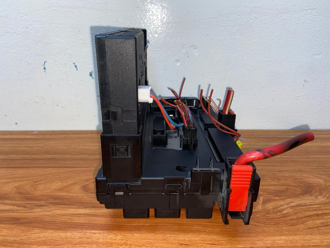 Mercedes-Benz S550 W221 Rear SAM Fuse Box Control Module A2215403250 A2215403862 OEM