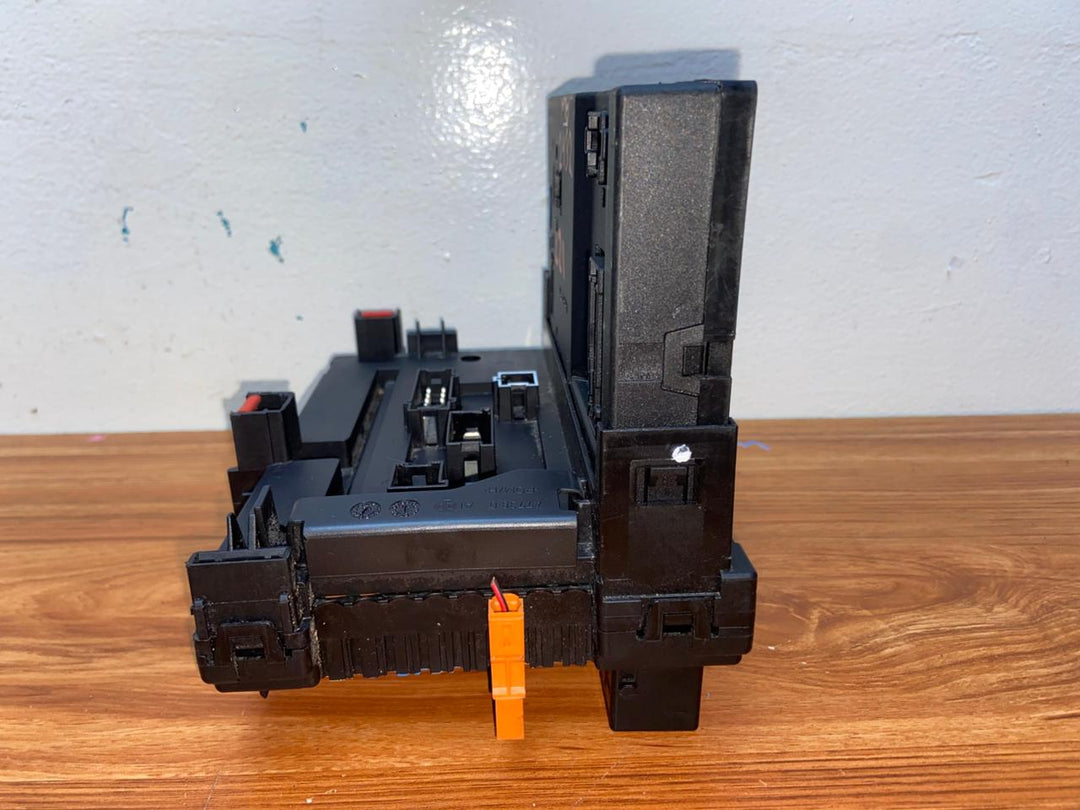 Mercedes-Benz S550 W221 Rear SAM Fuse Box Control Module A2215402050 A2215454932 OEM