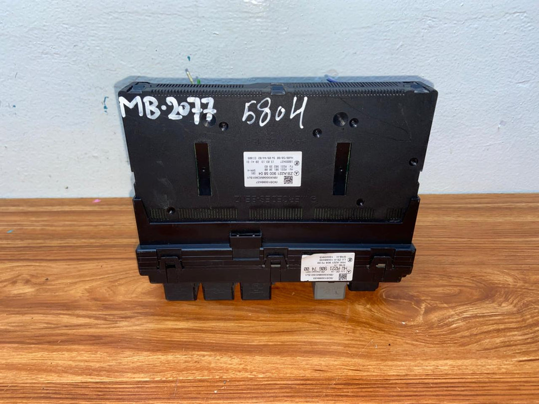 Mercedes-Benz S550 W221 Rear SAM Fuse Box Control Module A2219067400 A2219005804 OEM