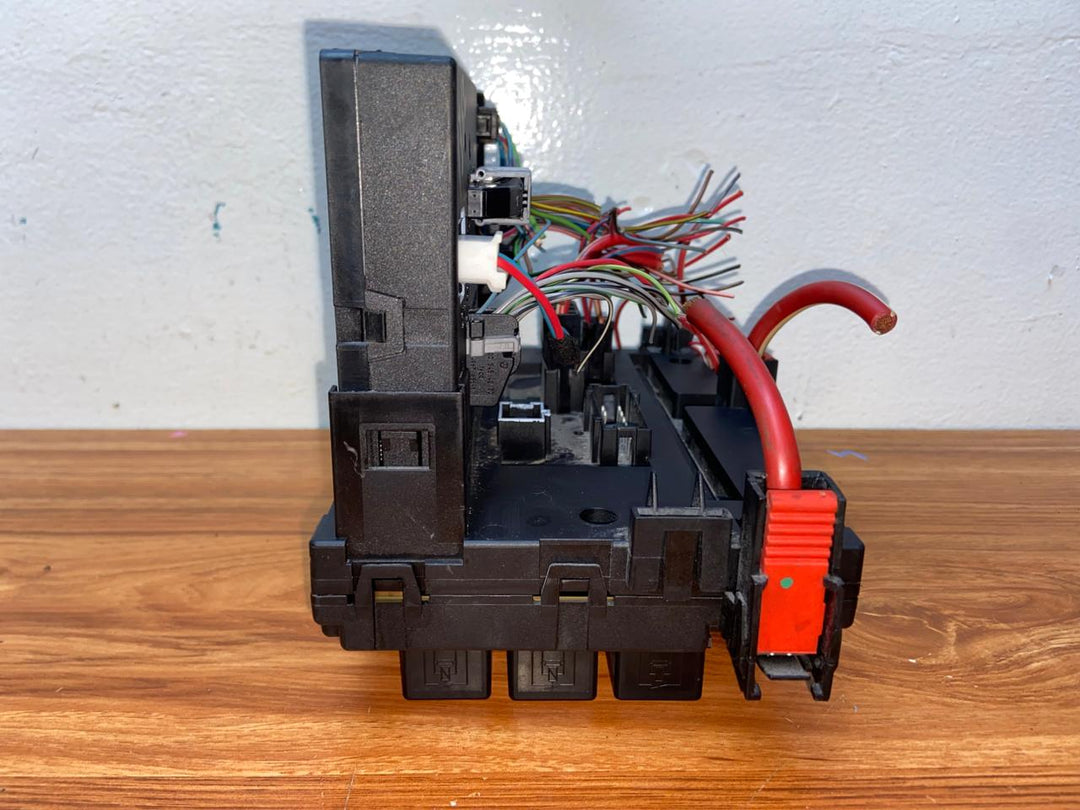 Mercedes-Benz S550 W221 Rear SAM Fuse Box Control Module A2215402550 A2215451362 OEM
