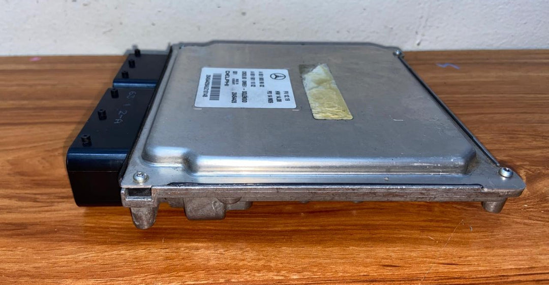 Mercedes-Benz Engine Control Module ECM ECU A6519009602 E-Class W212 OEM