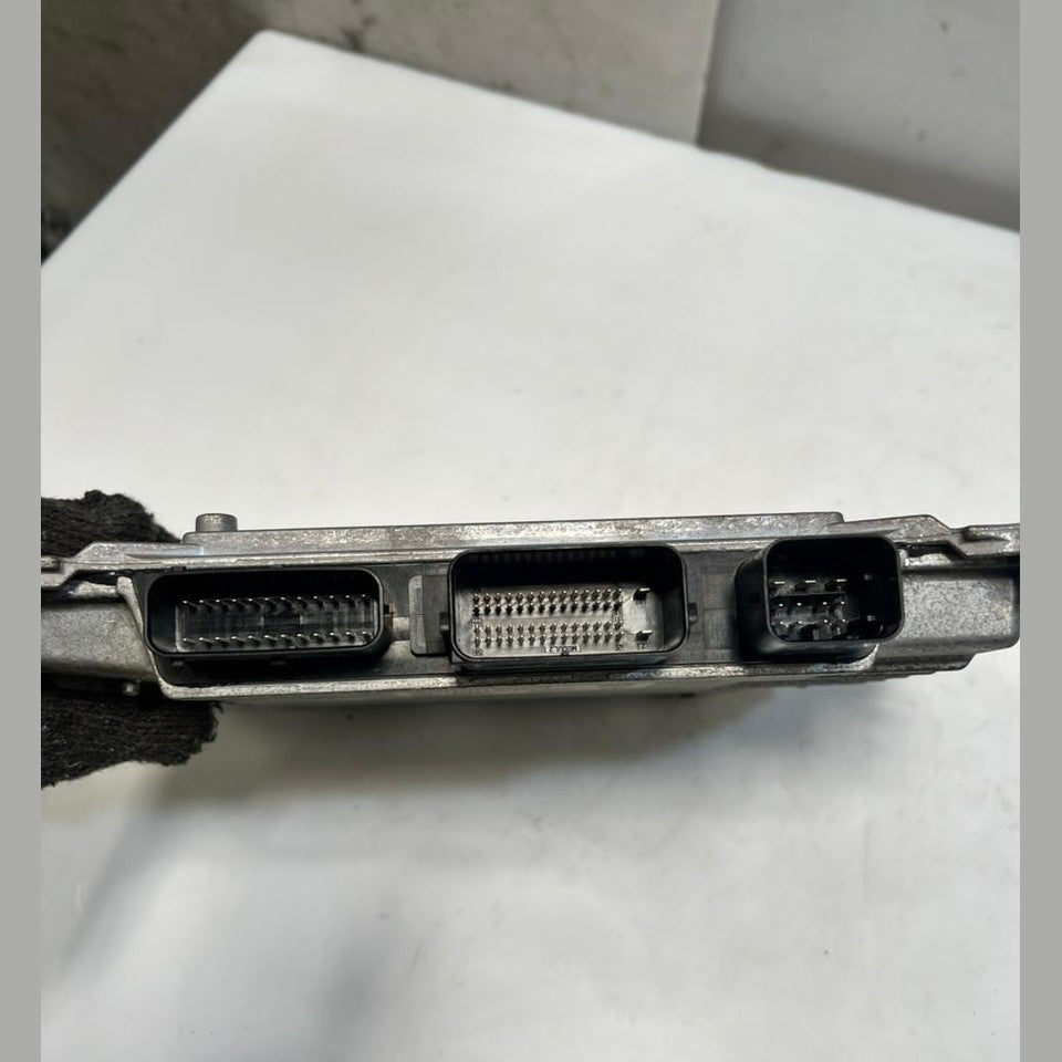 2011 BMW F10 530i N52N Engine Control Module ECU Set DME MSV90 + CAS4 (7613806) – OEM