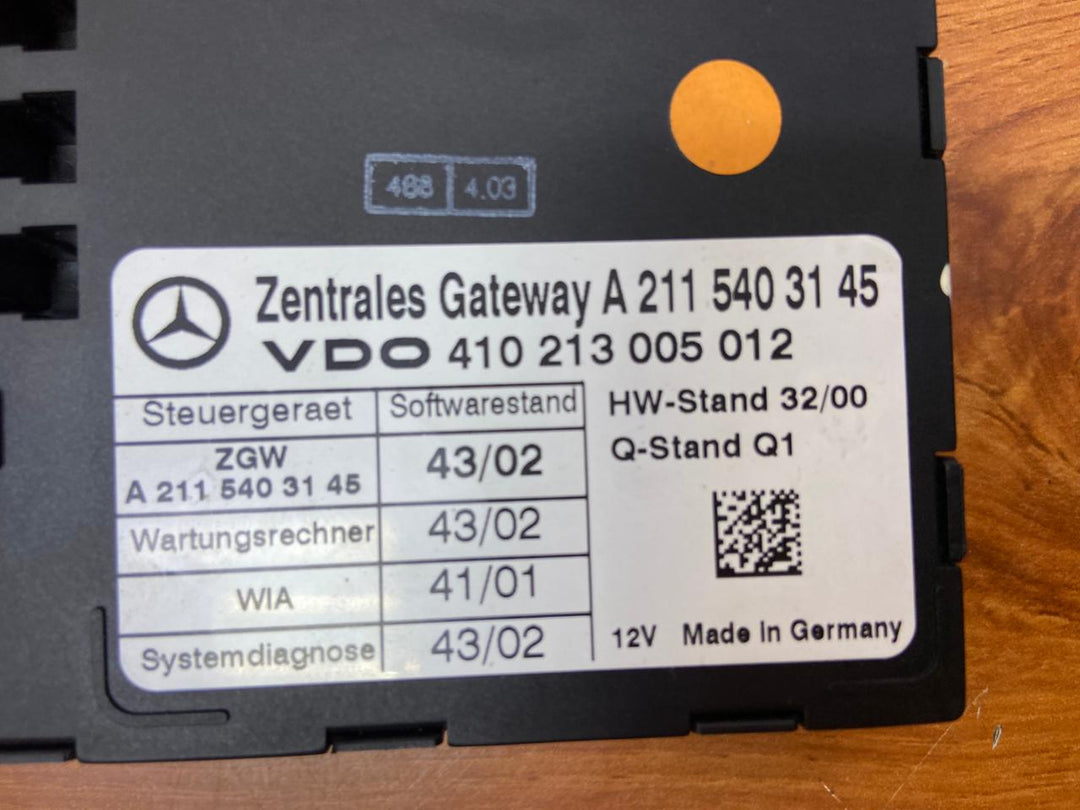 Mercedes-Benz Central Gateway Control Unit Module A2115403145 E-Class W211 W203 OEM