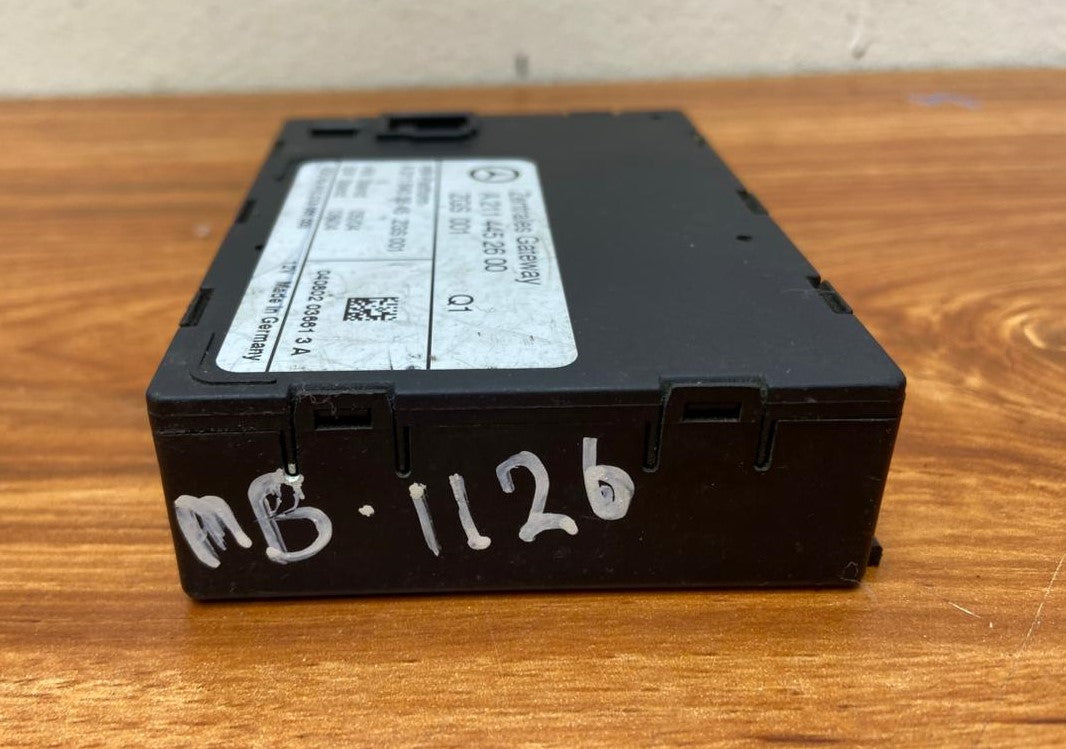 2003-2009 Mercedes-Benz E-Class Gateway Control Module A2114452600 W211 OEM