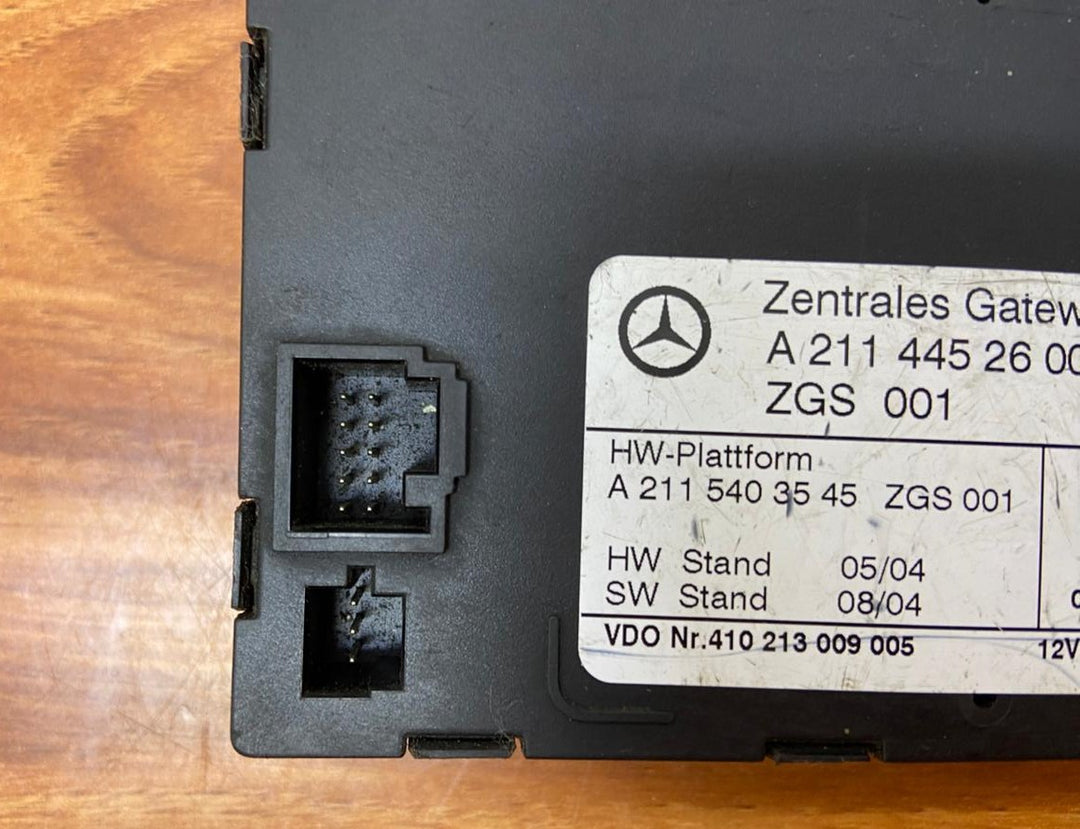 2003-2009 Mercedes-Benz E-Class Gateway Control Module A2114452600 W211 OEM