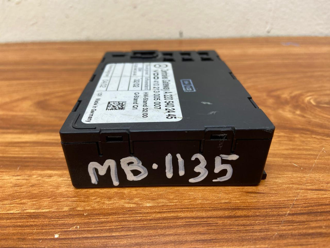 Mercedes-Benz S-Class W220 Central Gateway Control Unit Module A2205402445 OEM