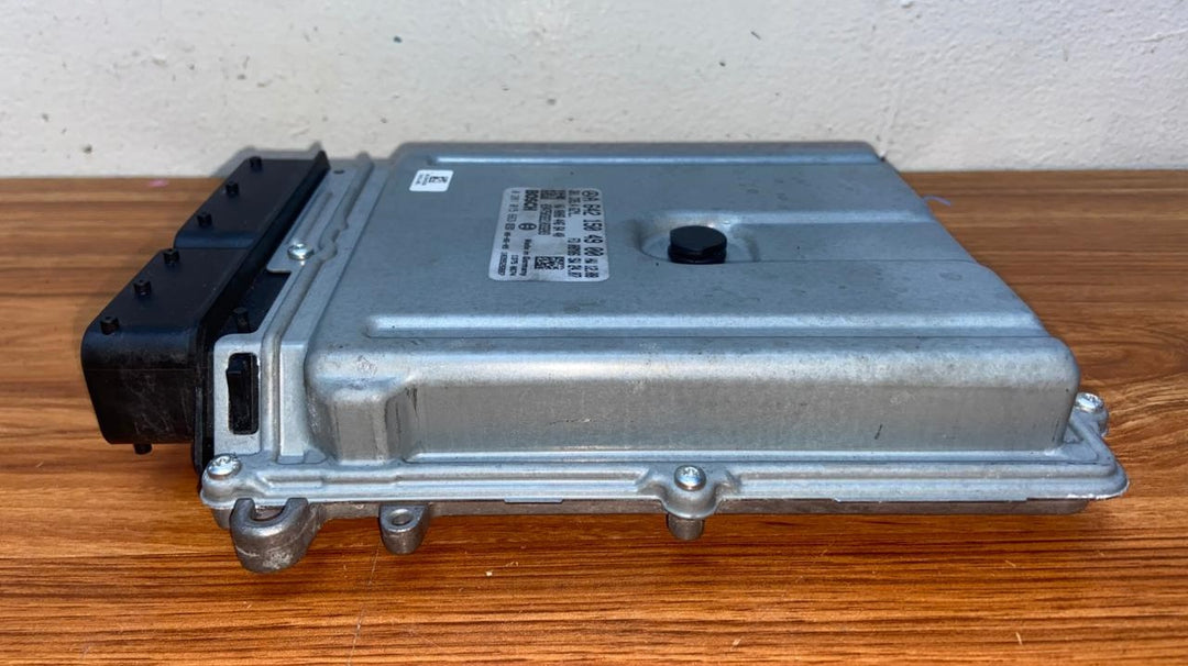 2007-2009 Mercedes-Benz E320 Engine Control Unit A6421504900 W211 E-Class OEM