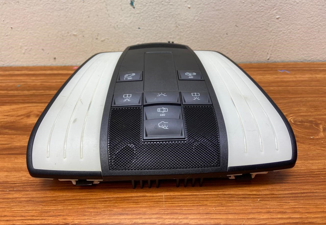 Mercedes-Benz Front Interior Roof Light A2129067902 E-Class W212 CLS W218 OEM