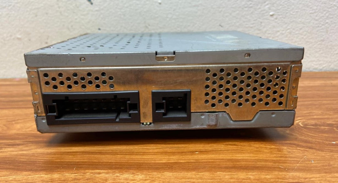 Mercedes-Benz E-Class W211 Audio Amplifier A2118706389 CLK W209 OEM
