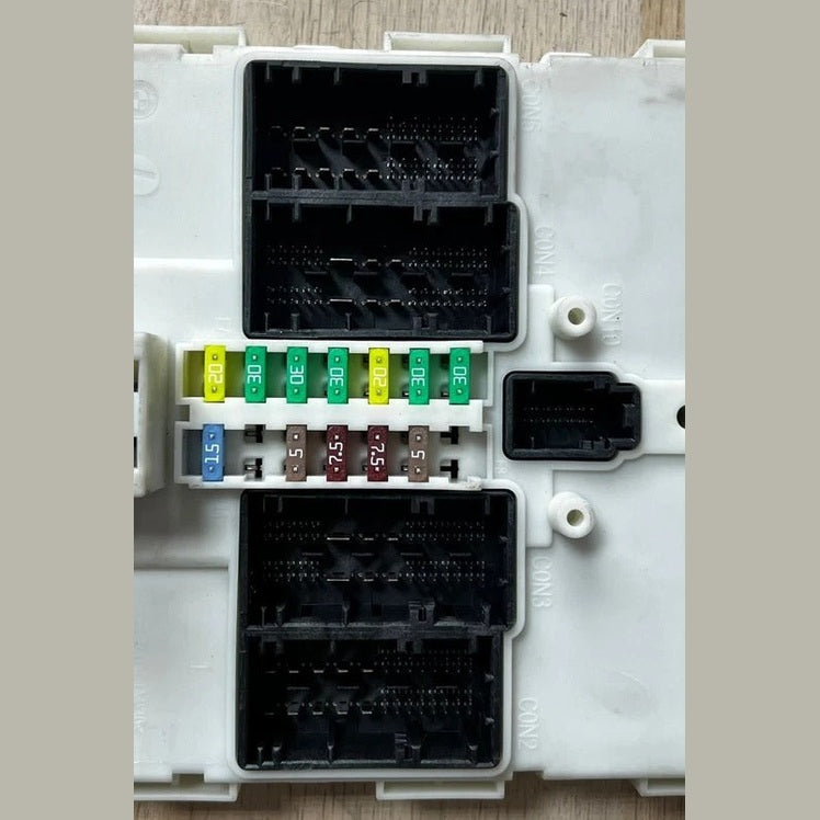 BMW B47 F45 DDE Engine Control Unit ECU Kit + BDC + Key (8589141) – OEM
