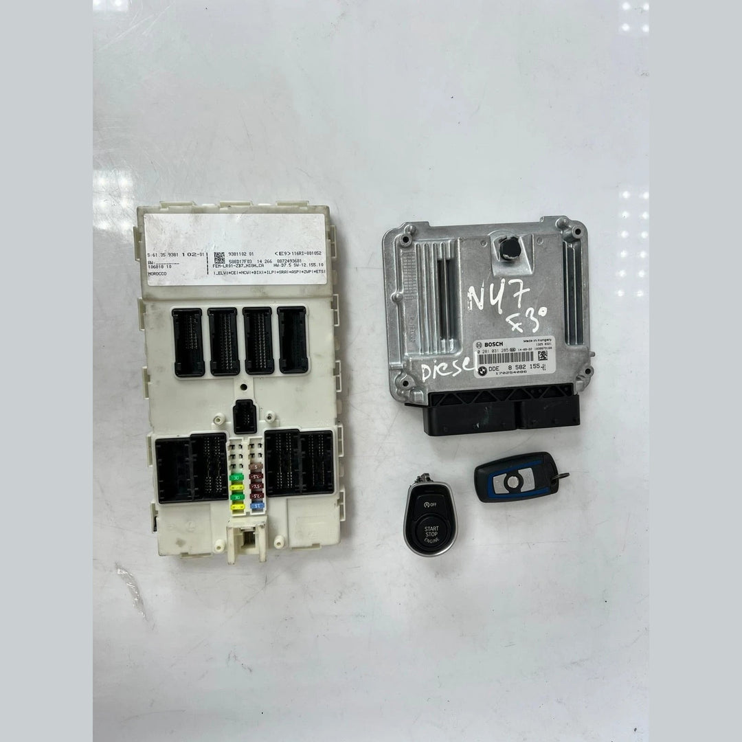 OEM BMW 320d F30 N47 2012 Engine Control Unit ECU Set Without Key (8582155) Bosch