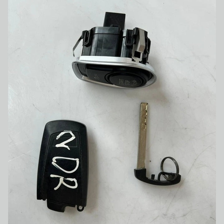 OEM BMW 320d F30 N47 2012 Engine Control Unit ECU Set Without Key (8582155) Bosch