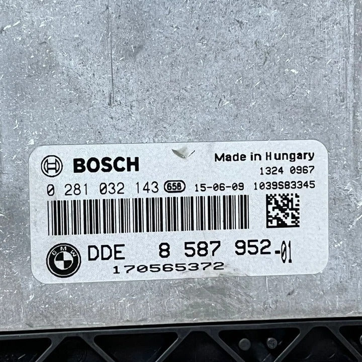 BMW 218d F45 B47 Diesel Engine Control Unit ECU Kit DDE (8587952) – OEM 2015